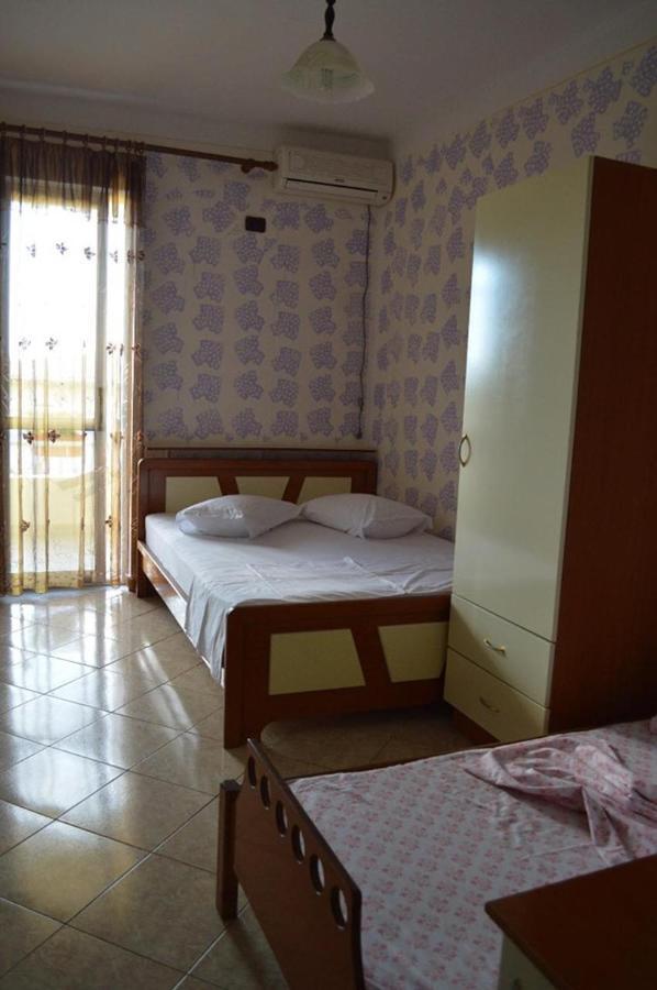 Hotel Ridal Vlorë Exterior foto